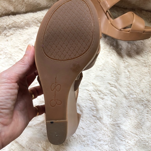 Jessica Simpson heels - Picture 3 of 5